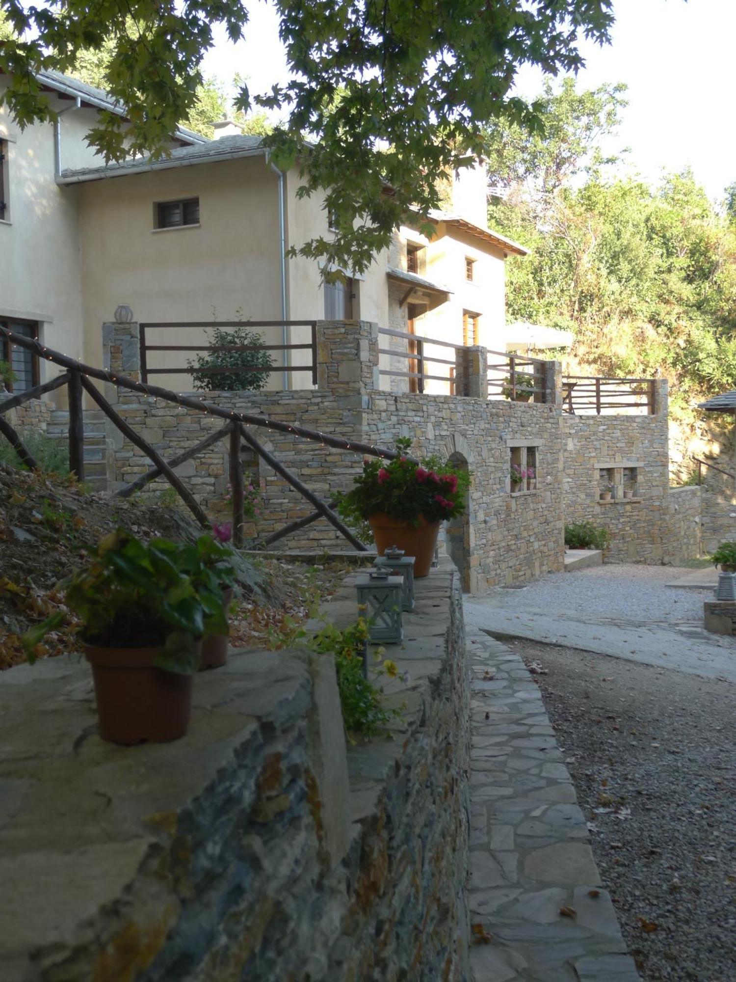 Vergopoulos Oliveyard Mourésion Buitenkant foto