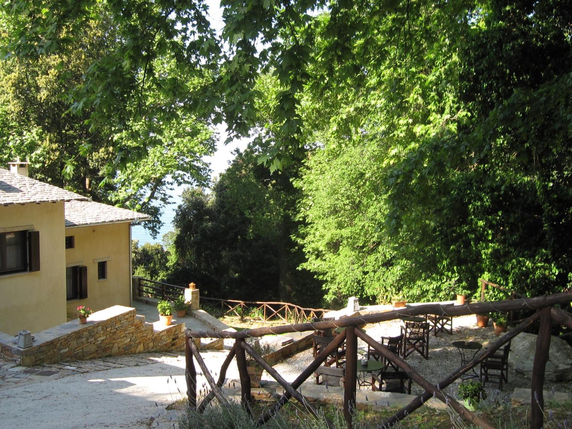 Vergopoulos Oliveyard Mourésion Buitenkant foto